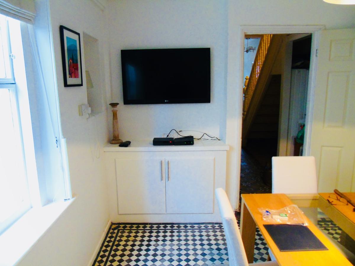 Willows - Cardiff Guest House Ngoại thất bức ảnh